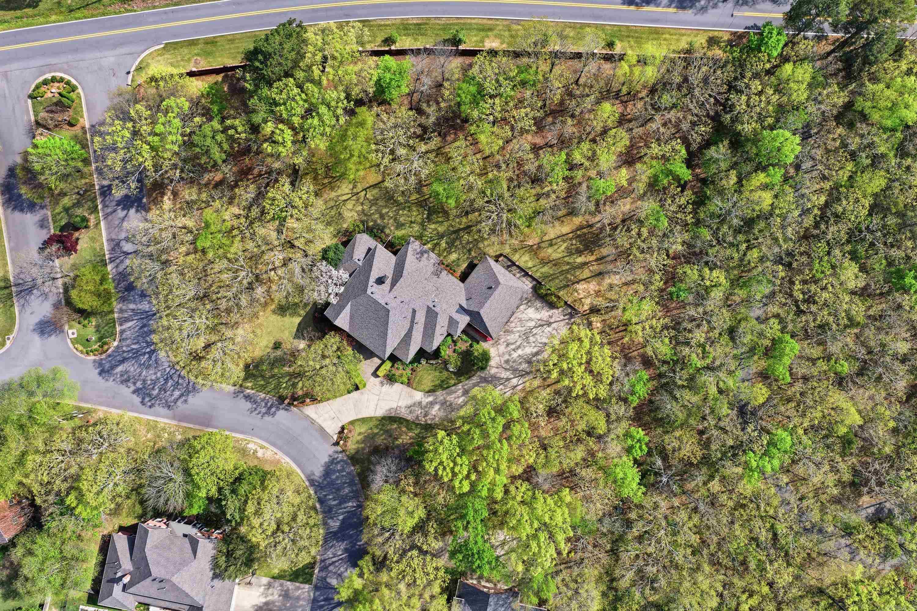 L & S REPLAT OF PIPPINPOST - Residential