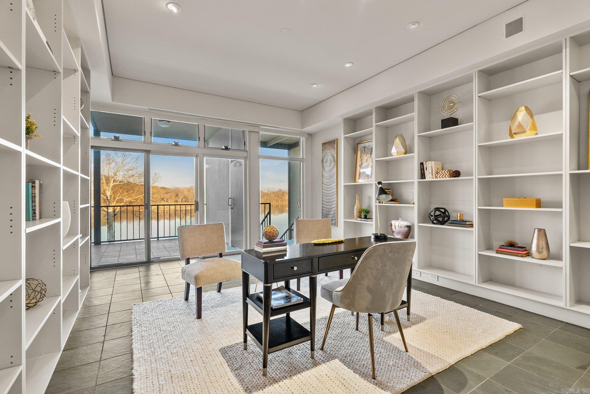 RIVERBEND HPR - Residential