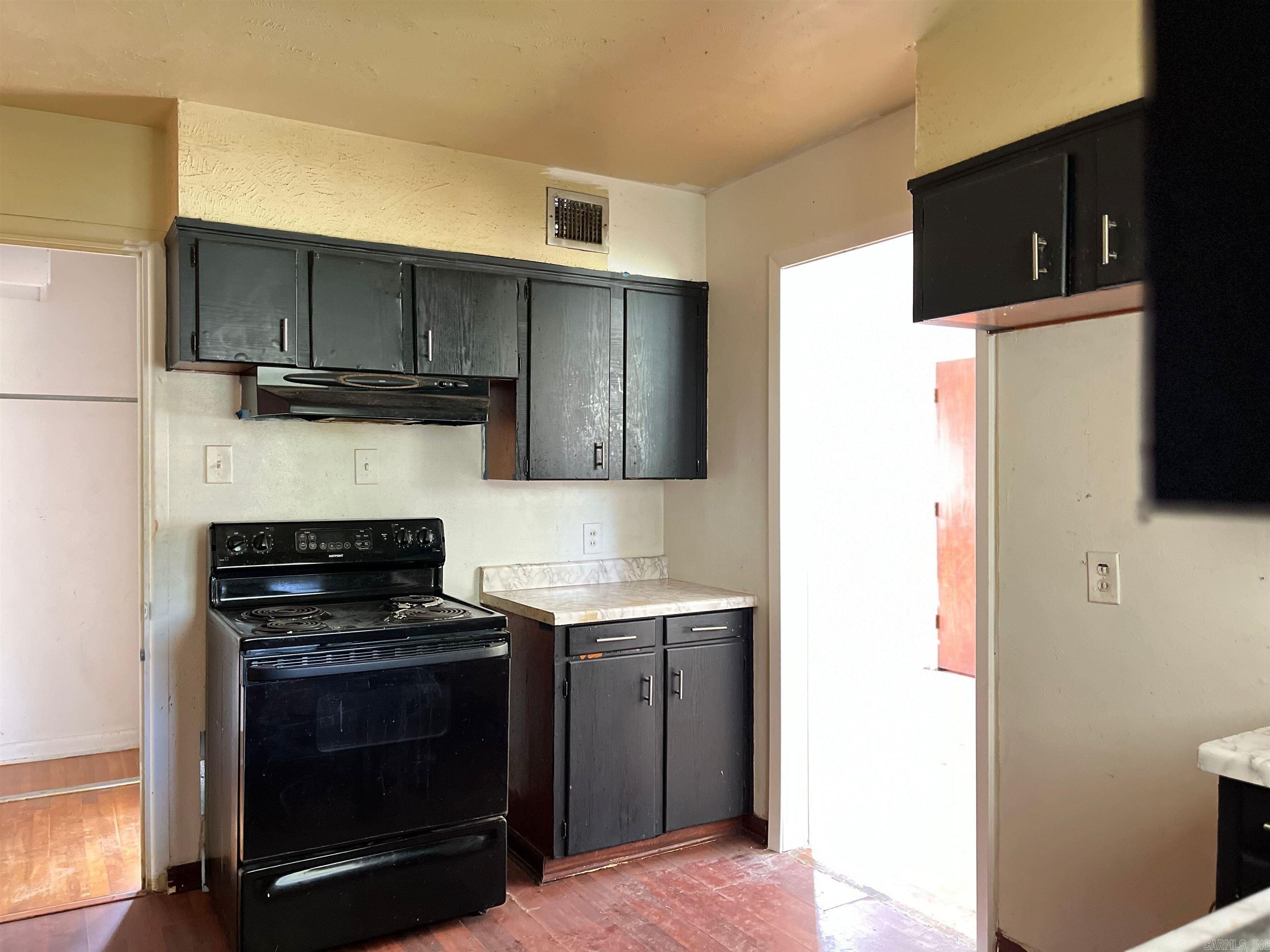 COLLEGE TERRACE - Residential