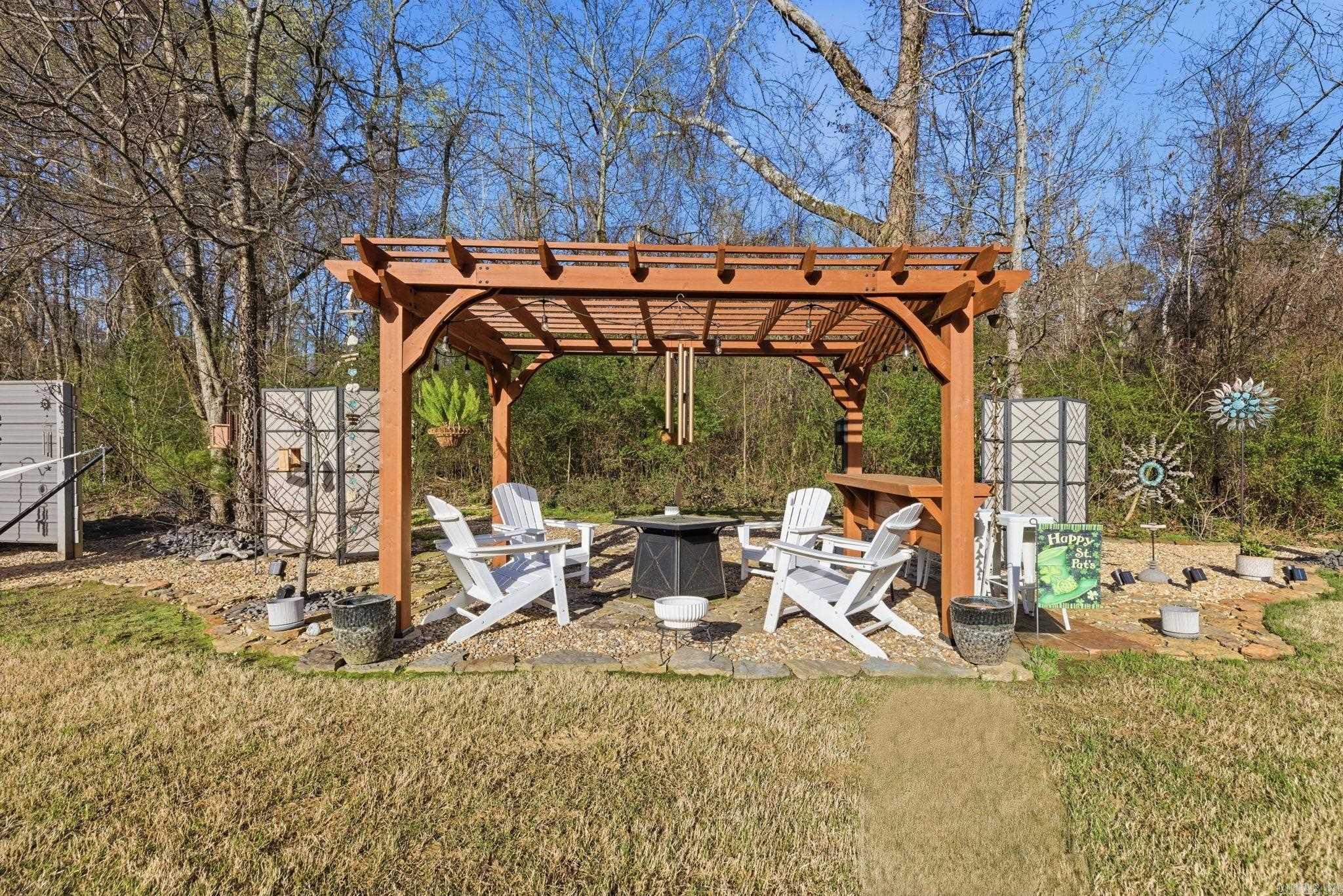 OLDE SALEM TOWNSHIP - Residential