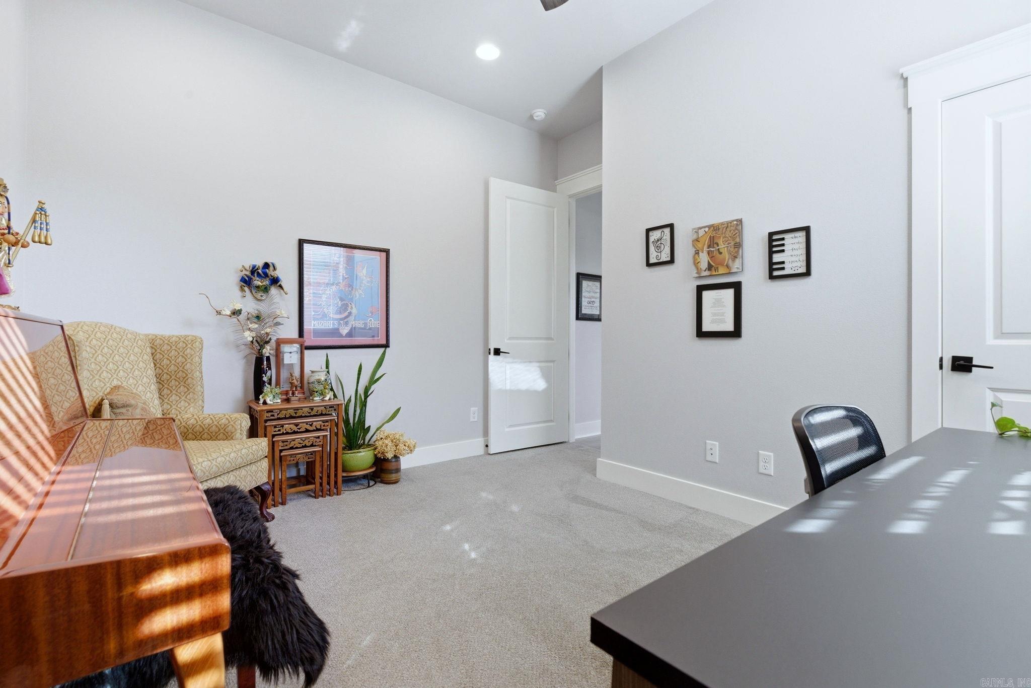 OLDE SALEM TOWNSHIP - Residential