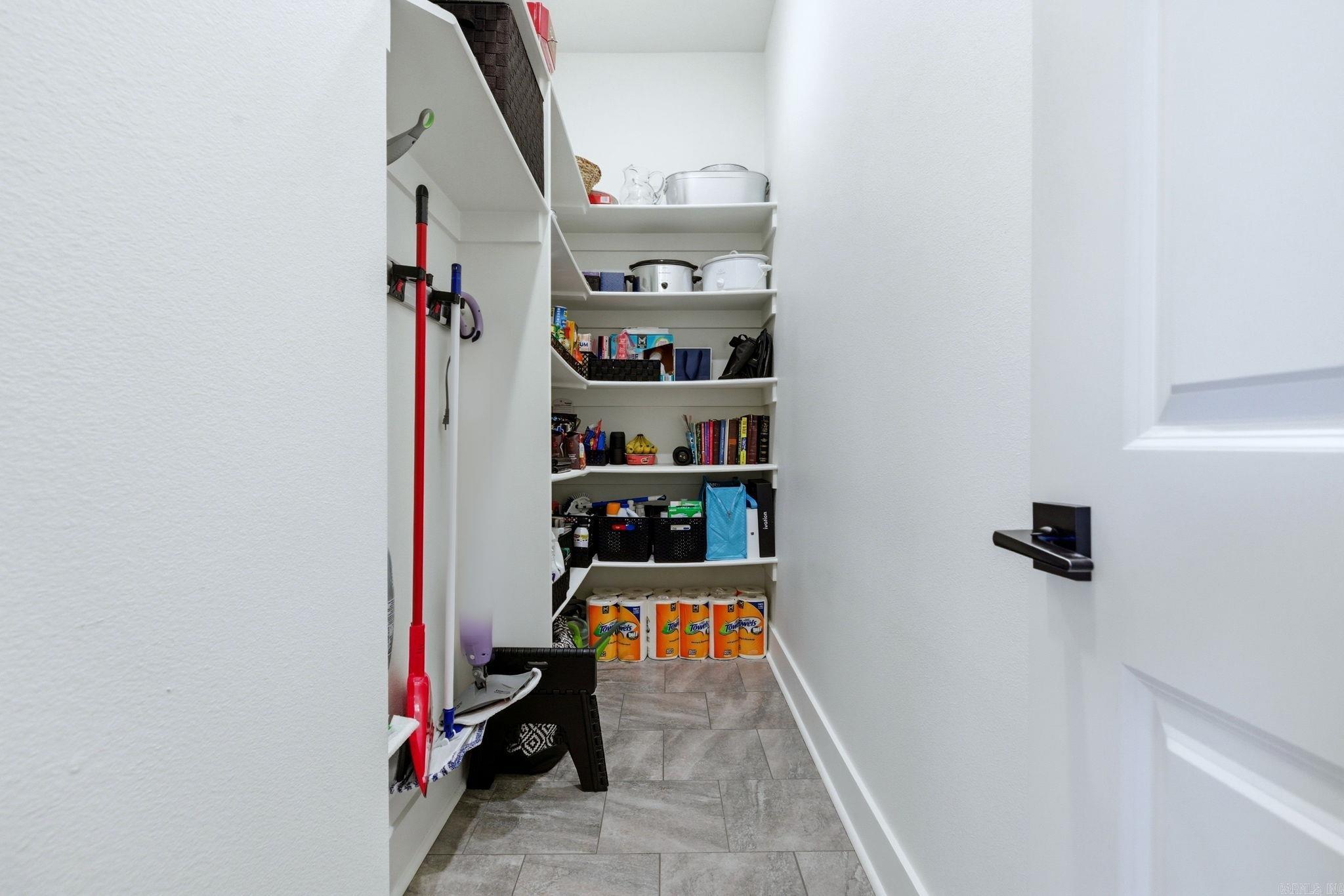 OLDE SALEM TOWNSHIP - Residential