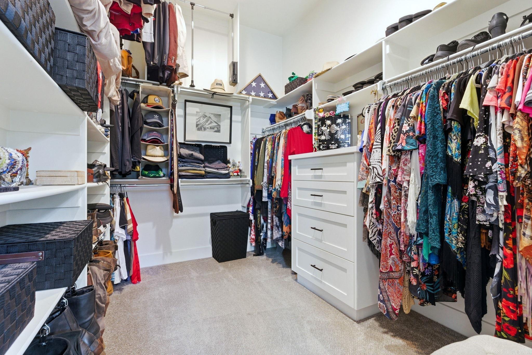 OLDE SALEM TOWNSHIP - Residential