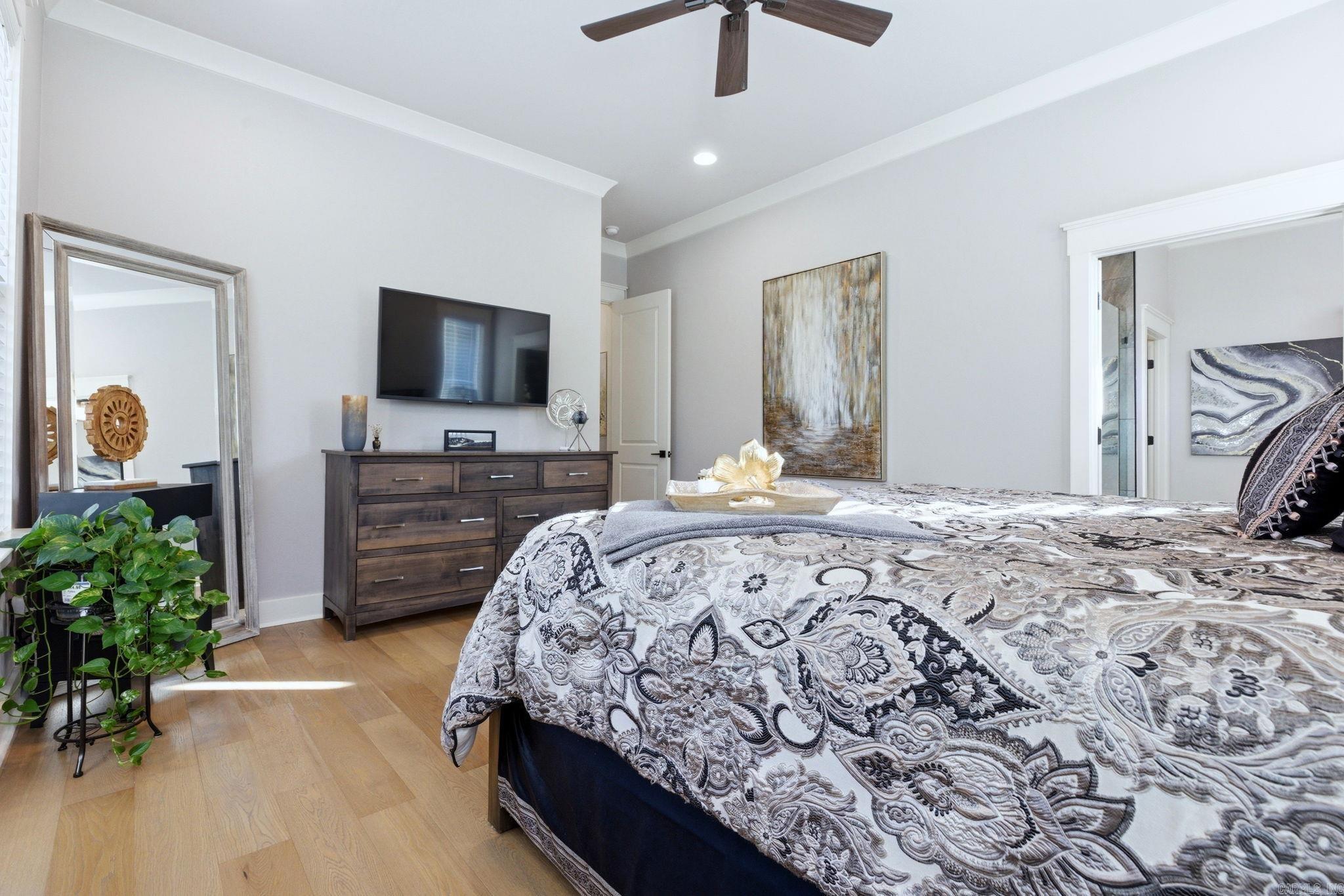 OLDE SALEM TOWNSHIP - Residential