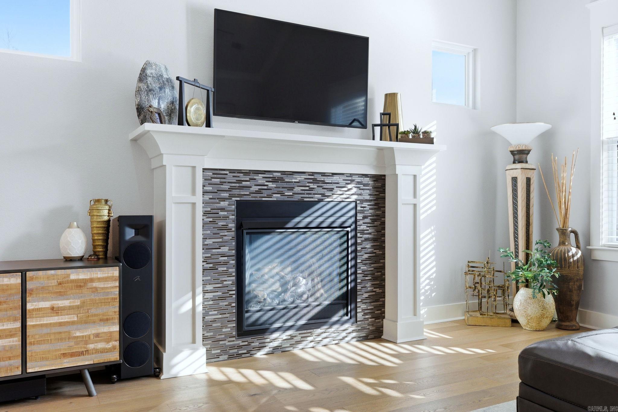 OLDE SALEM TOWNSHIP - Residential