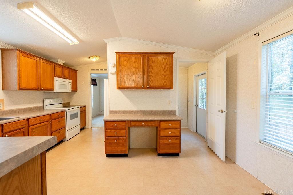 TUMBLING SHOALS RETREAT - Residential