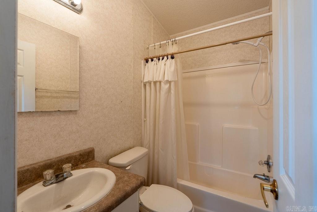 TUMBLING SHOALS RETREAT - Residential