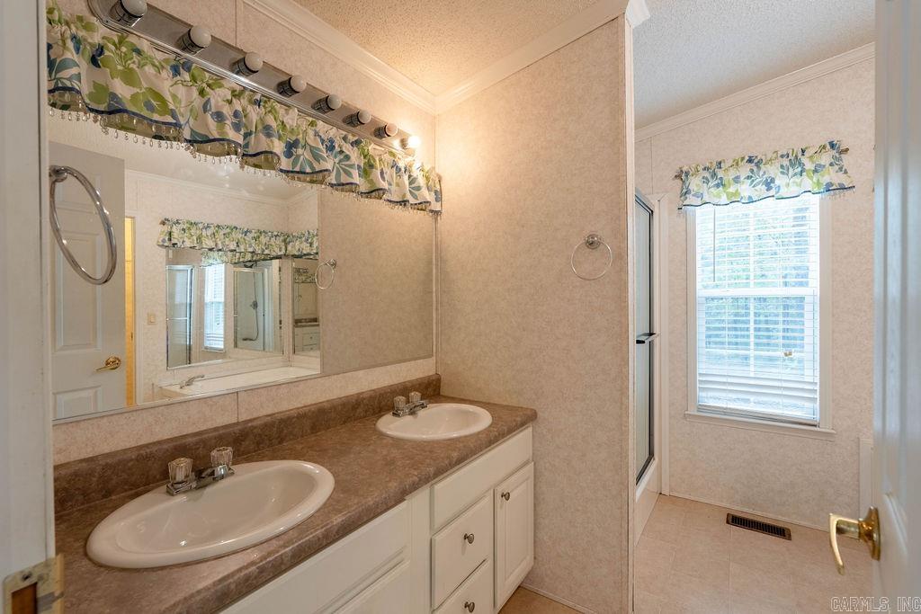 TUMBLING SHOALS RETREAT - Residential