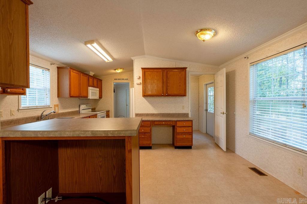 TUMBLING SHOALS RETREAT - Residential