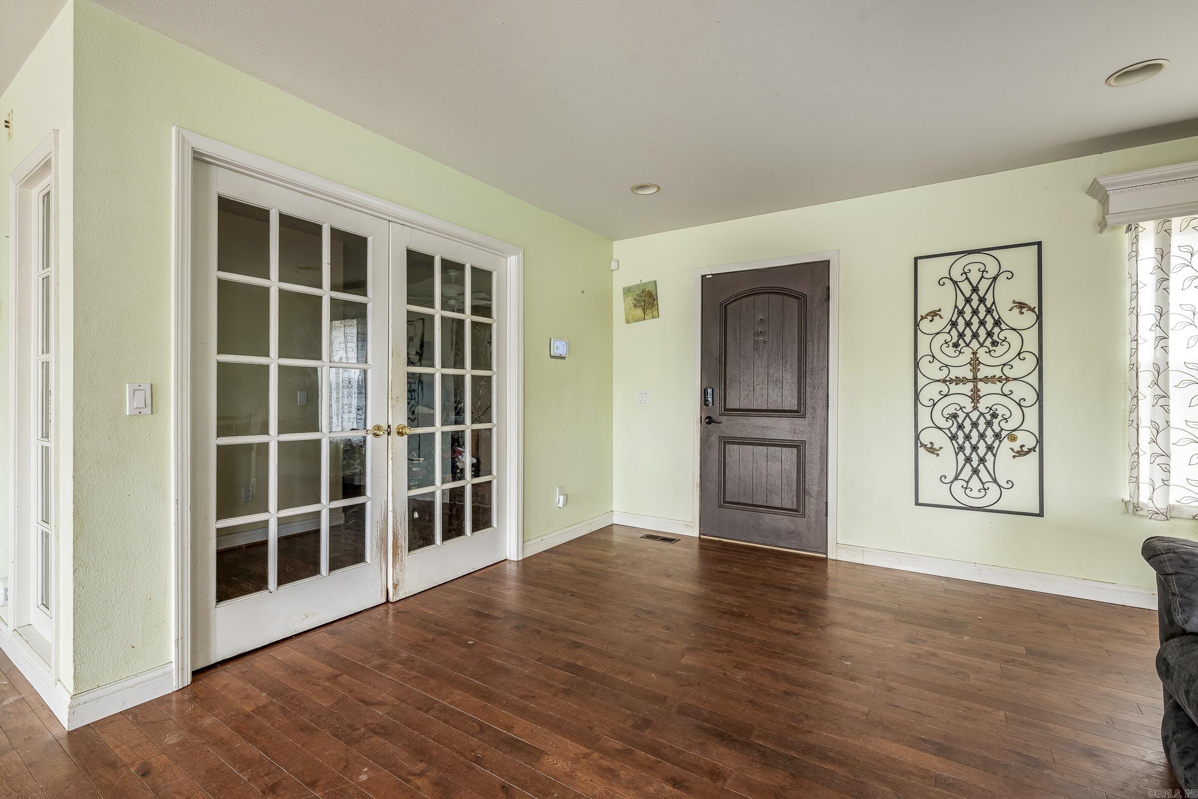 Metes & Bounds - Residential