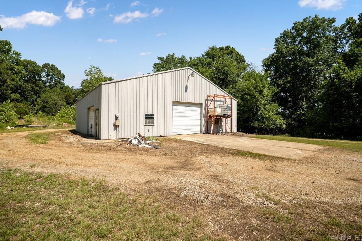 Metes & Bounds - Land