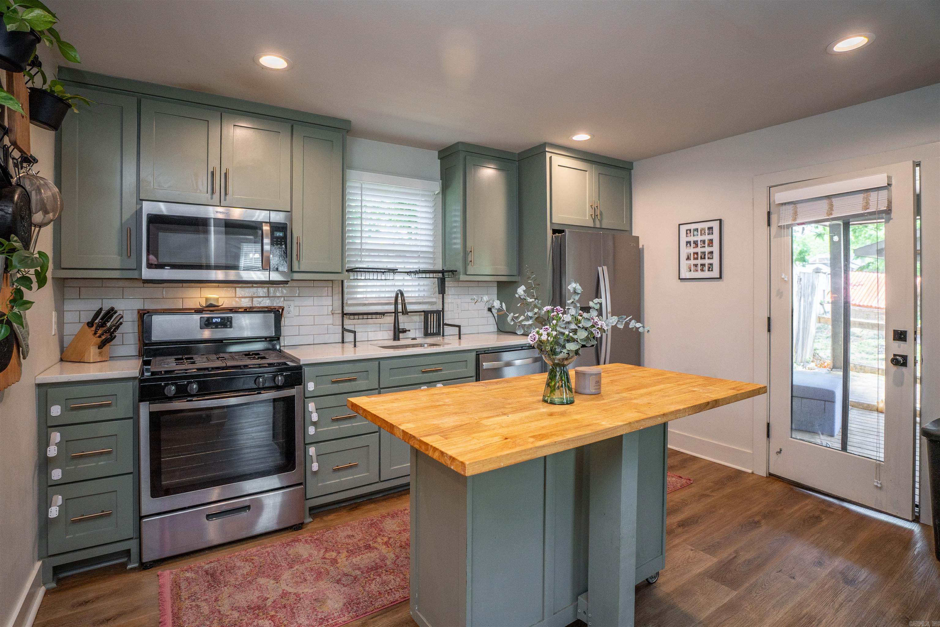 TAYLOR C H - Residential