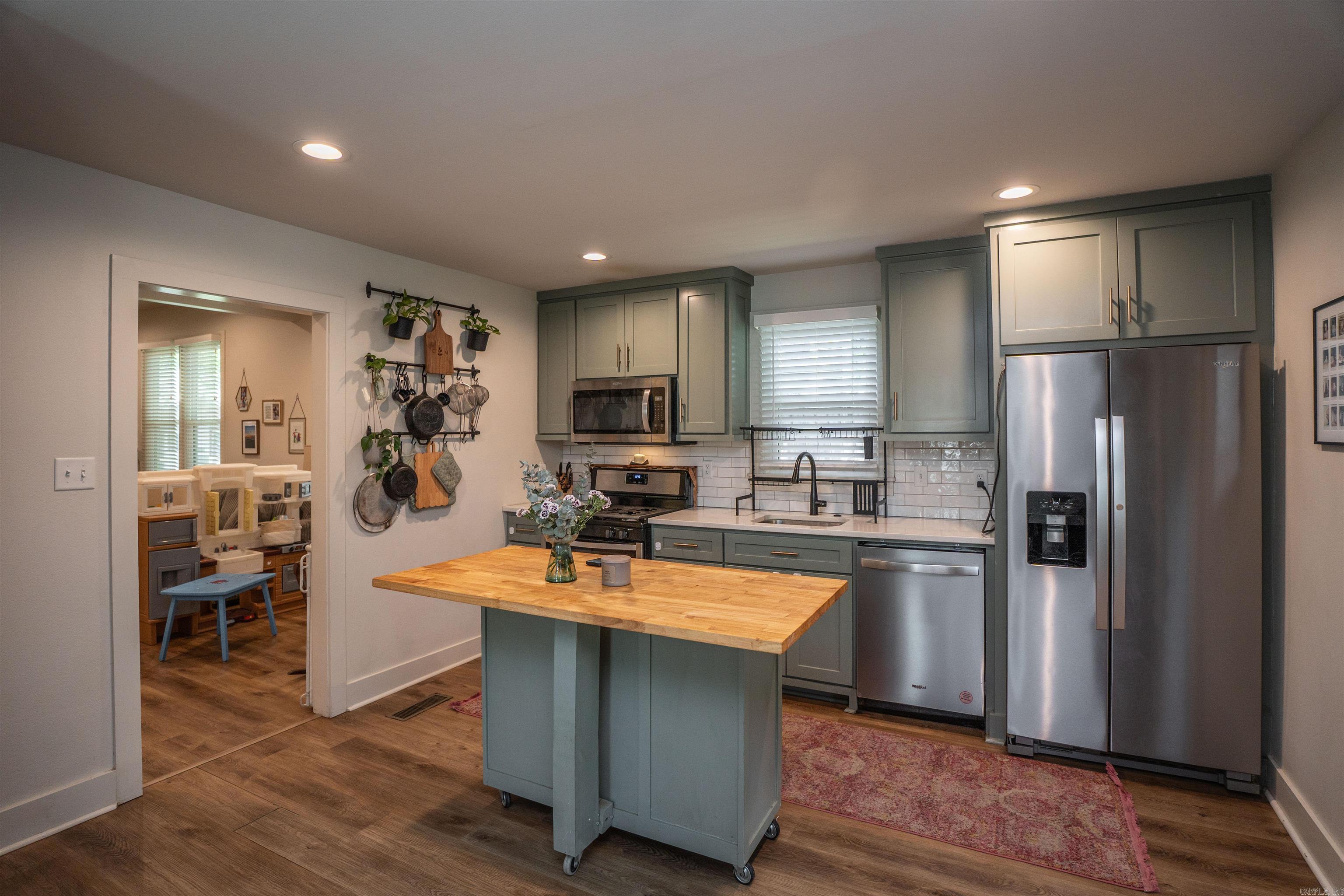 TAYLOR C H - Residential