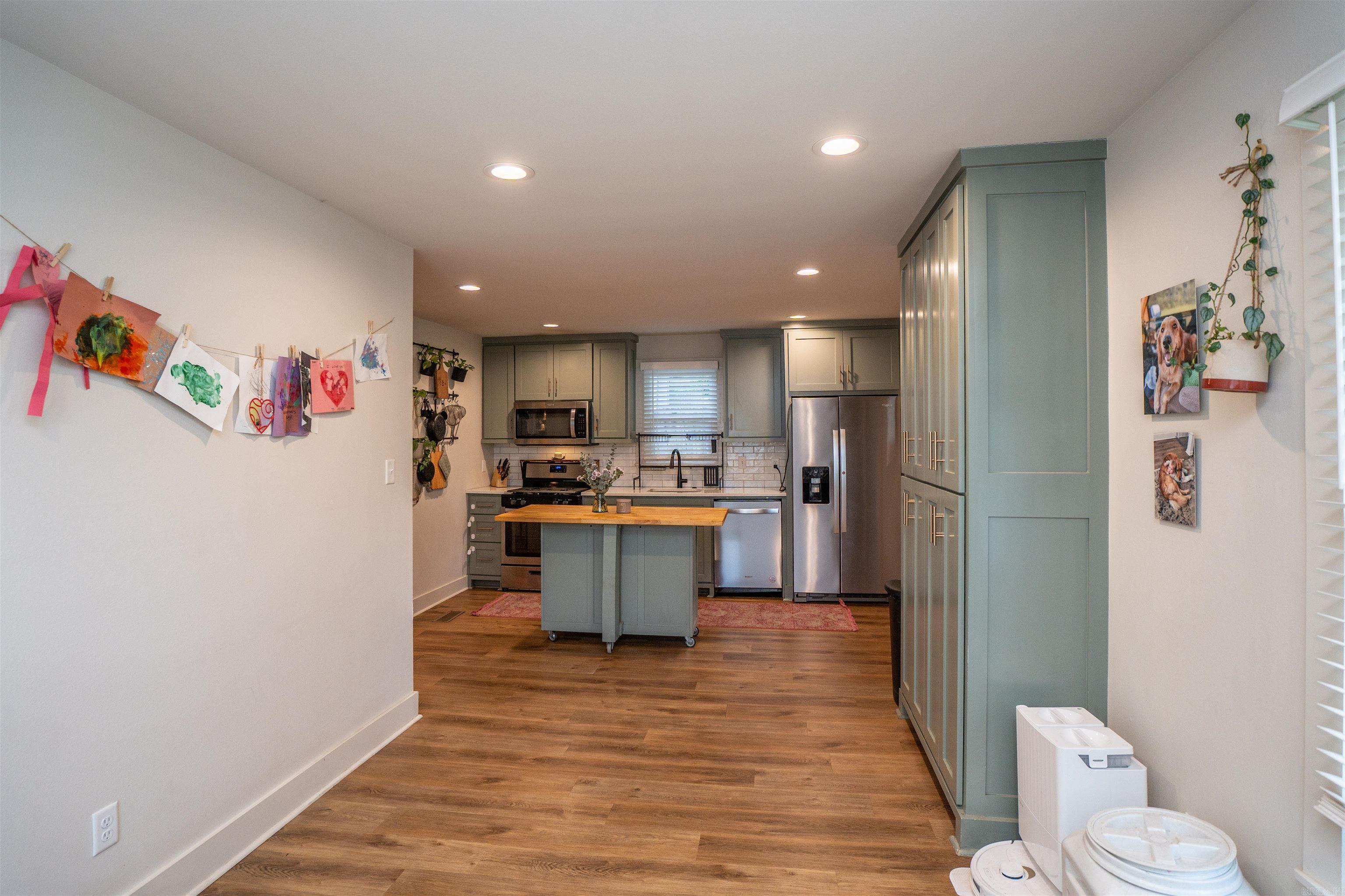 TAYLOR C H - Residential