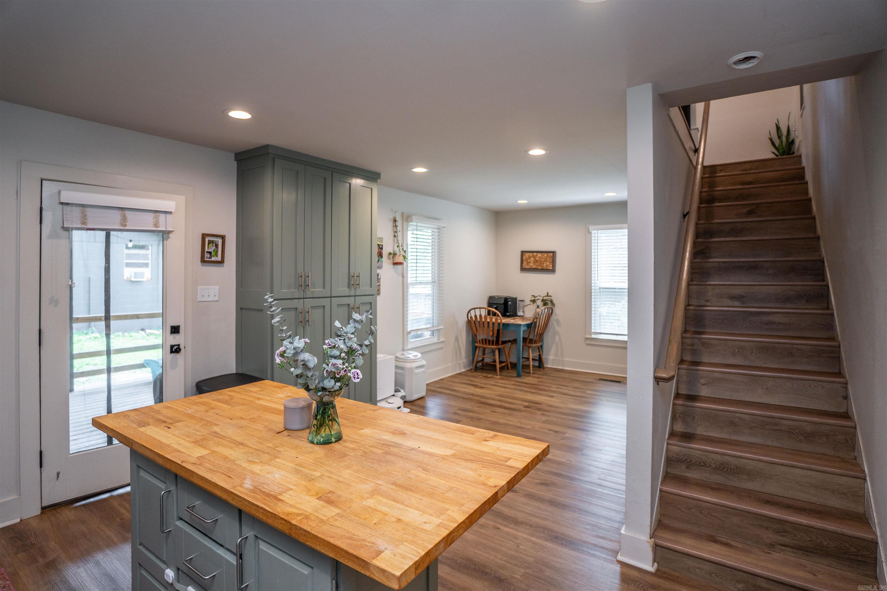 TAYLOR C H - Residential