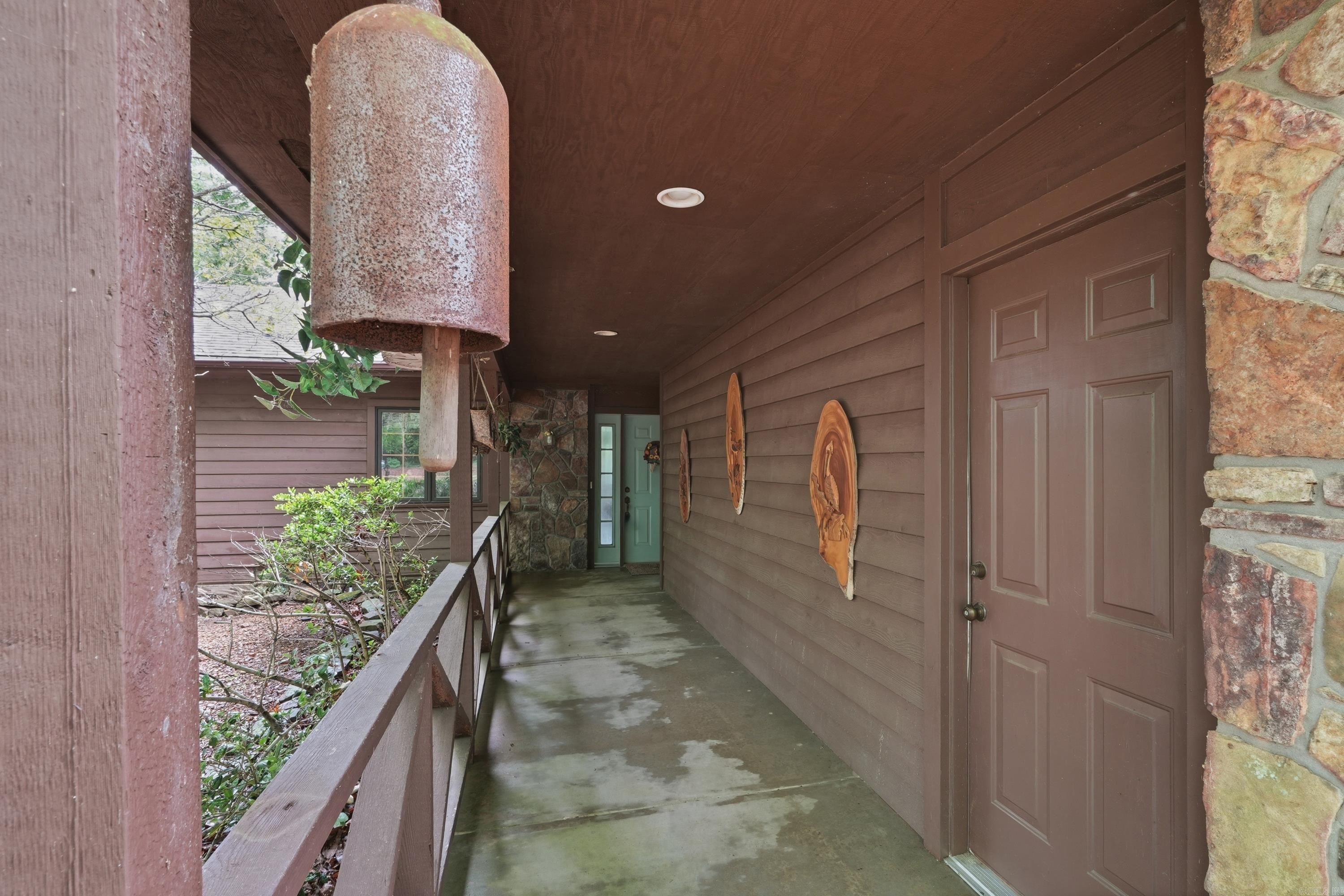 CASTLE RIDGE - Residential