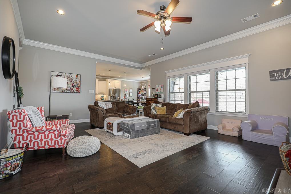 HICKORY HEIGHTS - Residential