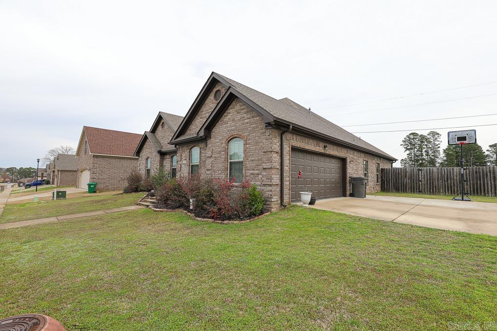 HICKORY HEIGHTS - Residential