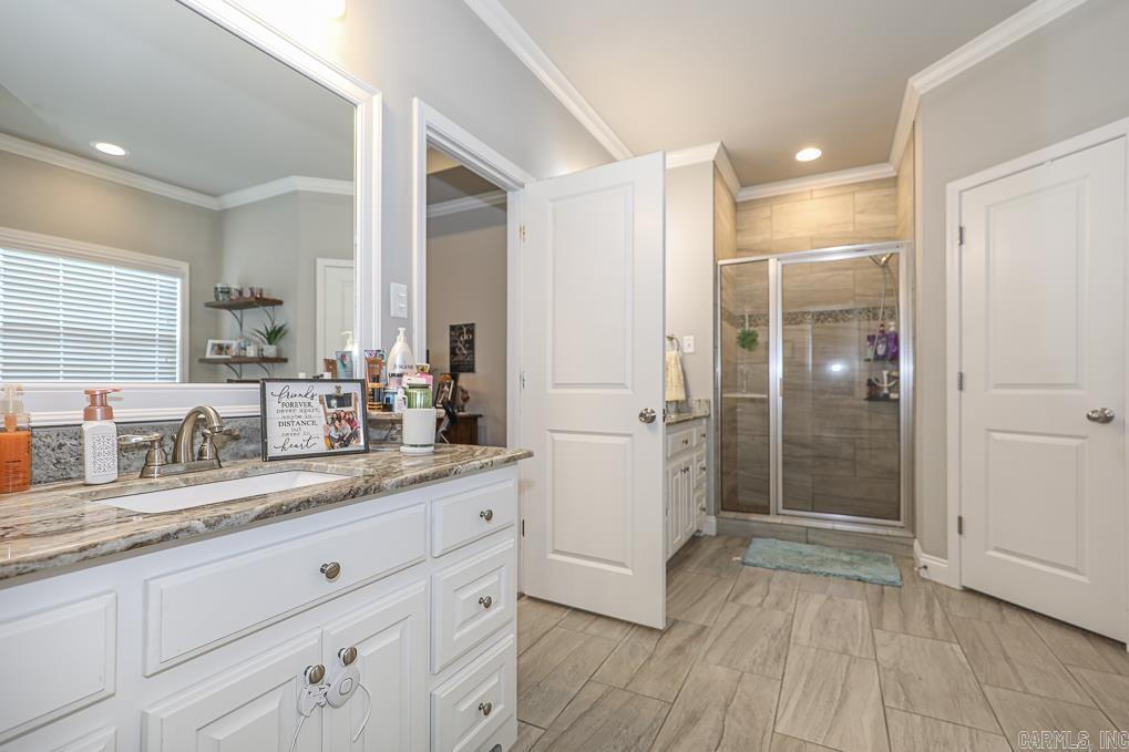 HICKORY HEIGHTS - Residential