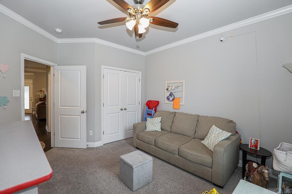 HICKORY HEIGHTS - Residential