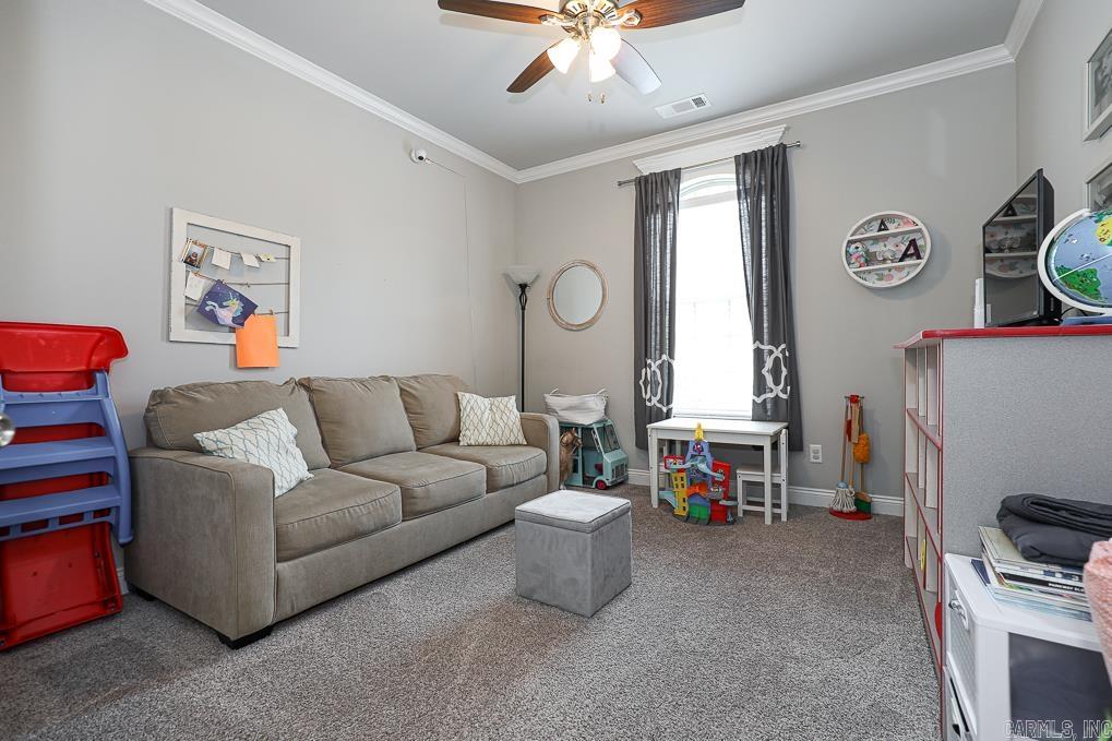 HICKORY HEIGHTS - Residential