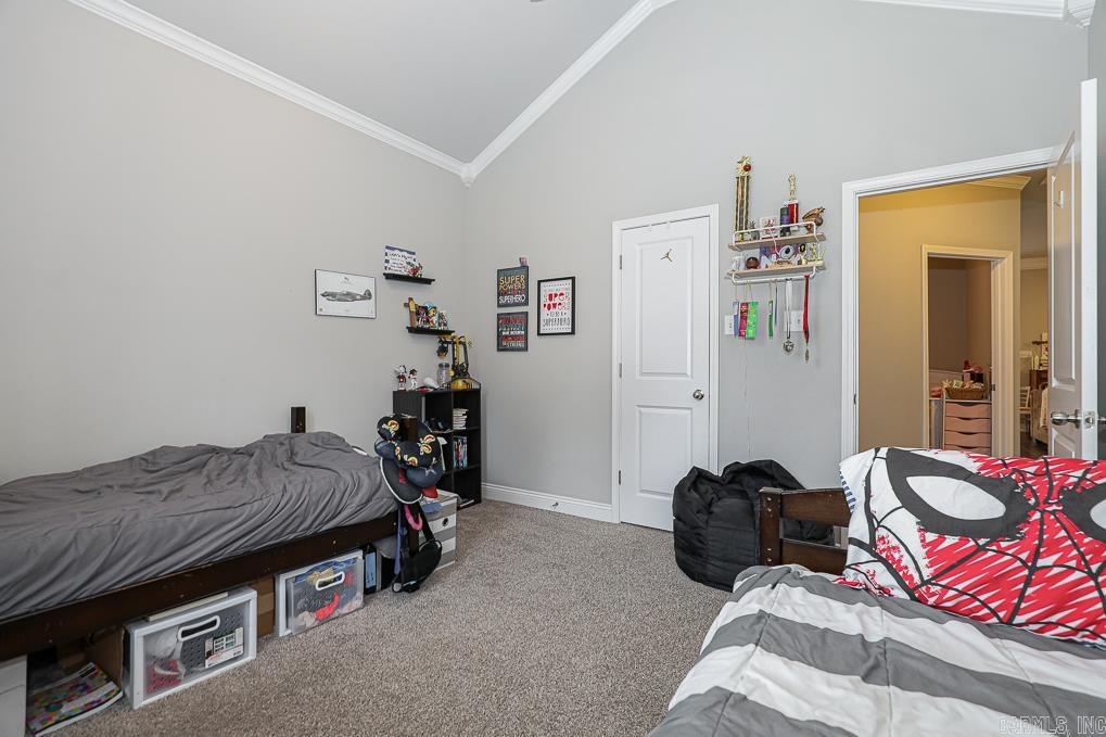 HICKORY HEIGHTS - Residential