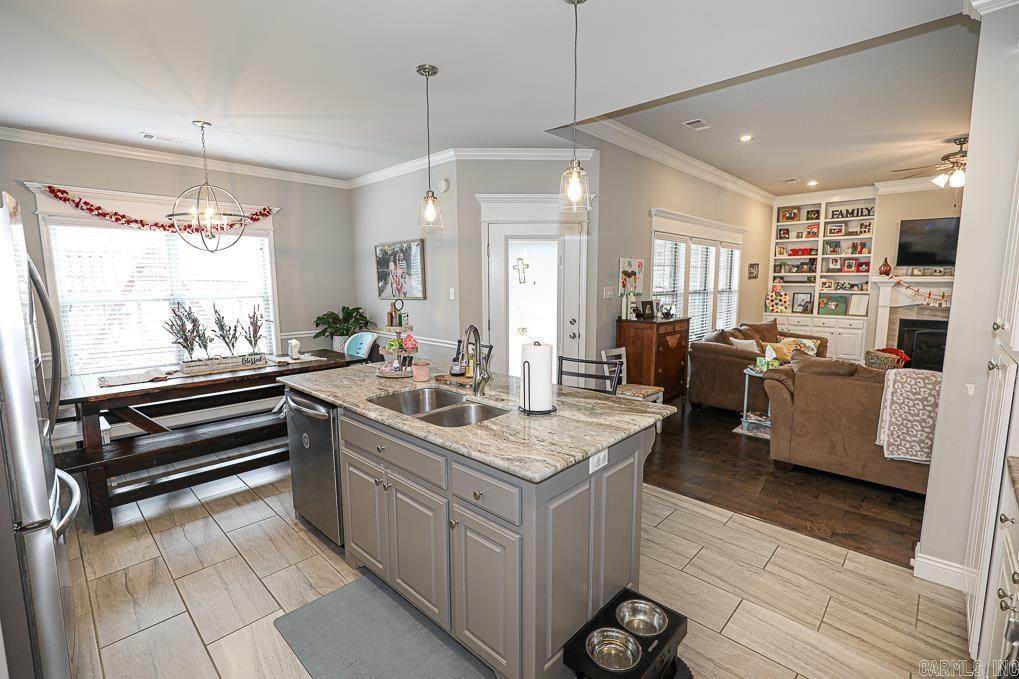 HICKORY HEIGHTS - Residential