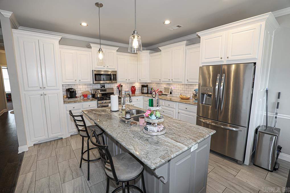 HICKORY HEIGHTS - Residential