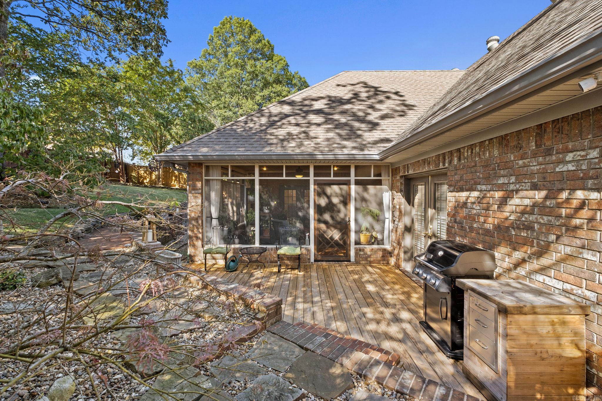 WINDSOR VALLEY ADDN - Residential