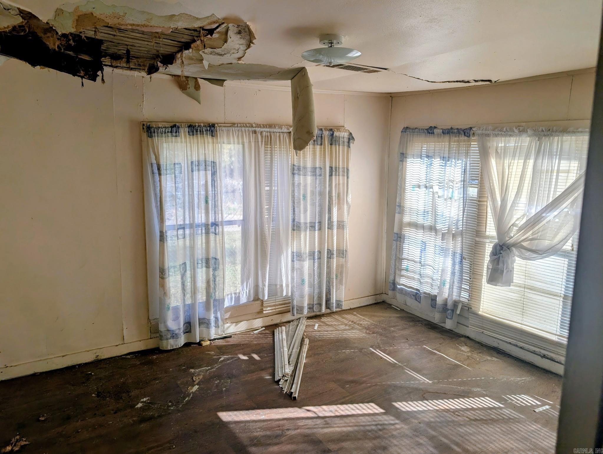 Metes & Bounds - Residential