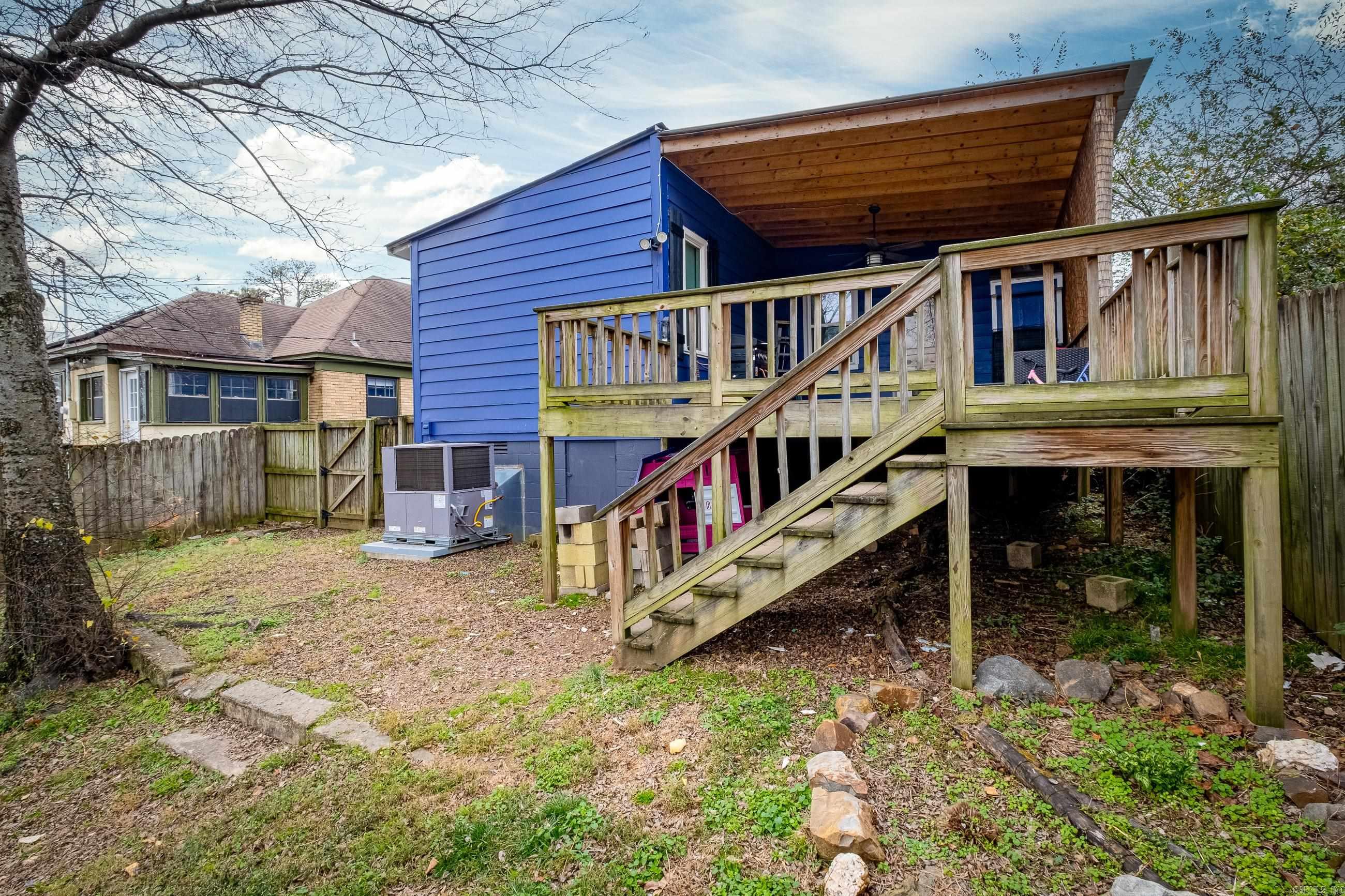 BEACHES - Residential