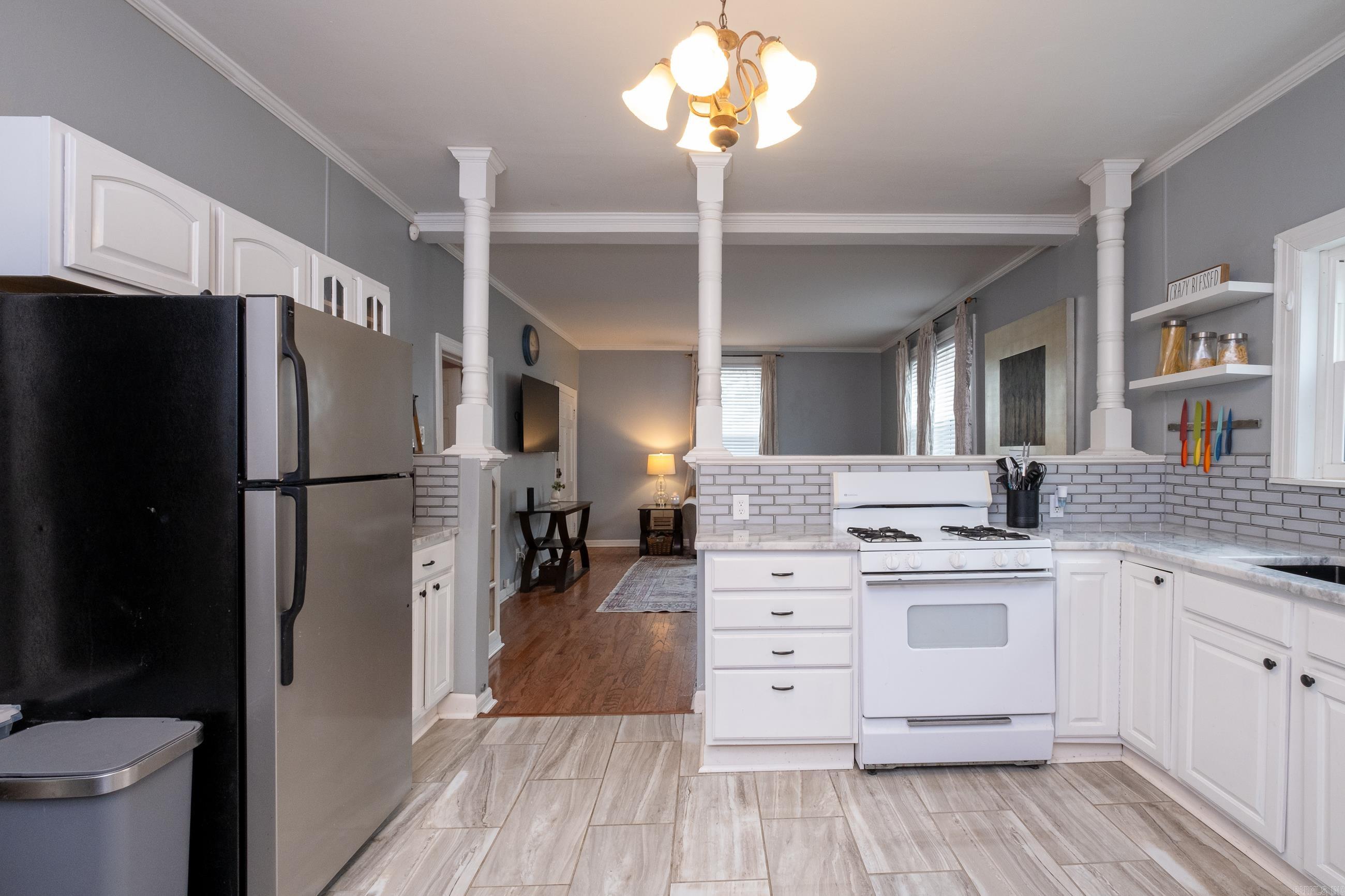 BEACHES - Residential