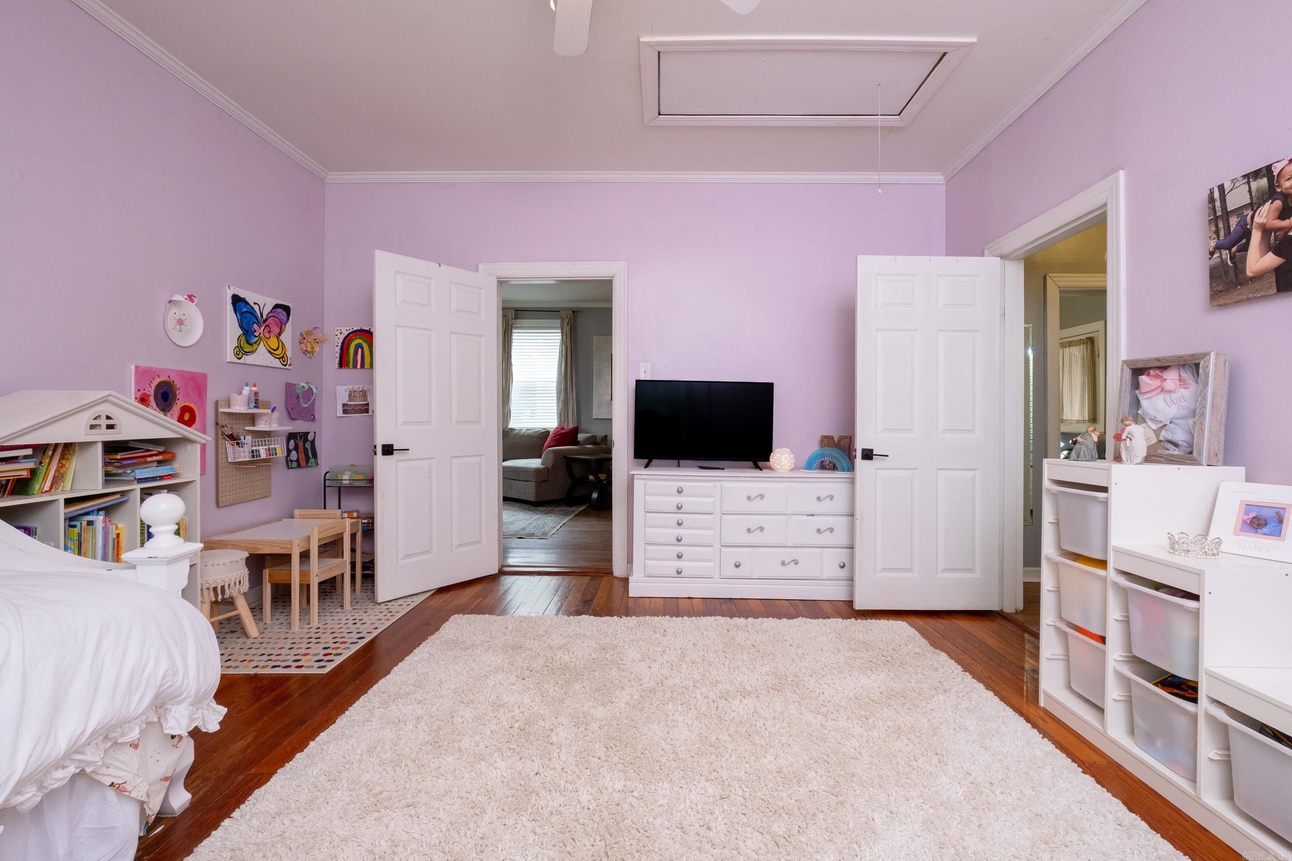 BEACHES - Residential