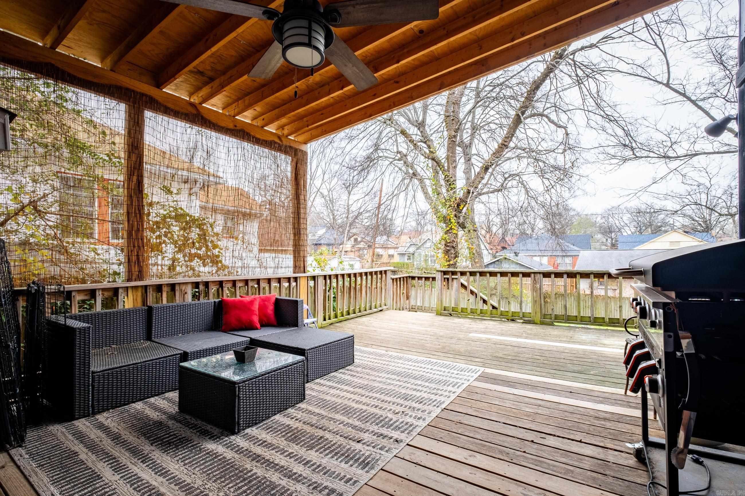 BEACHES - Residential