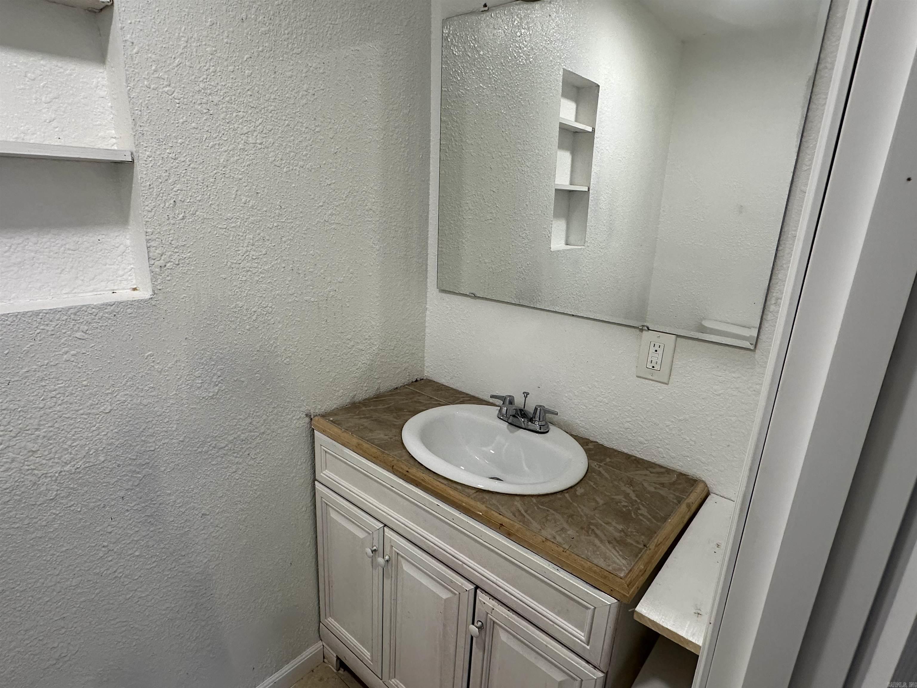 McClellan Place - Residential Lease