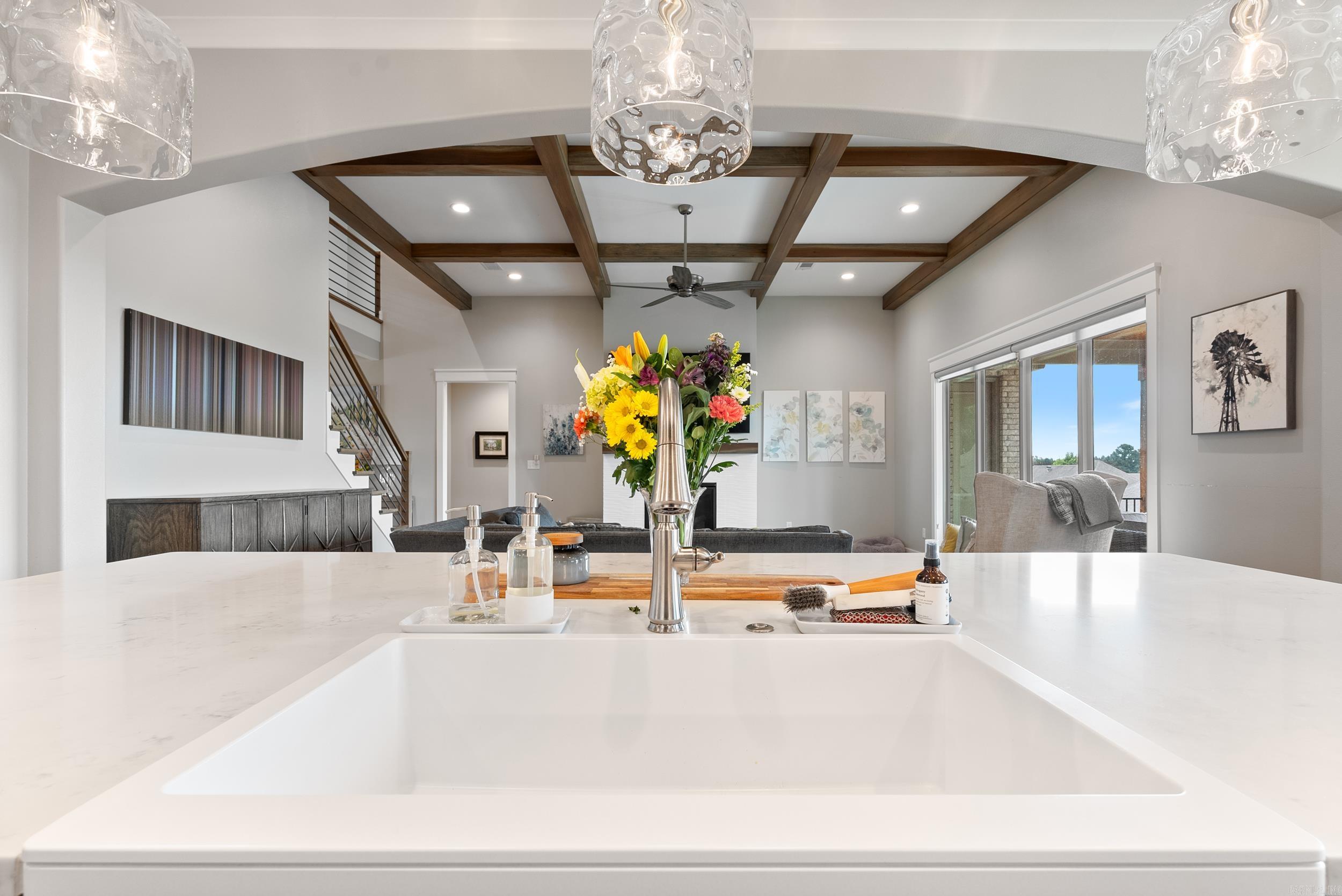 WEATHERSTONE - Residential