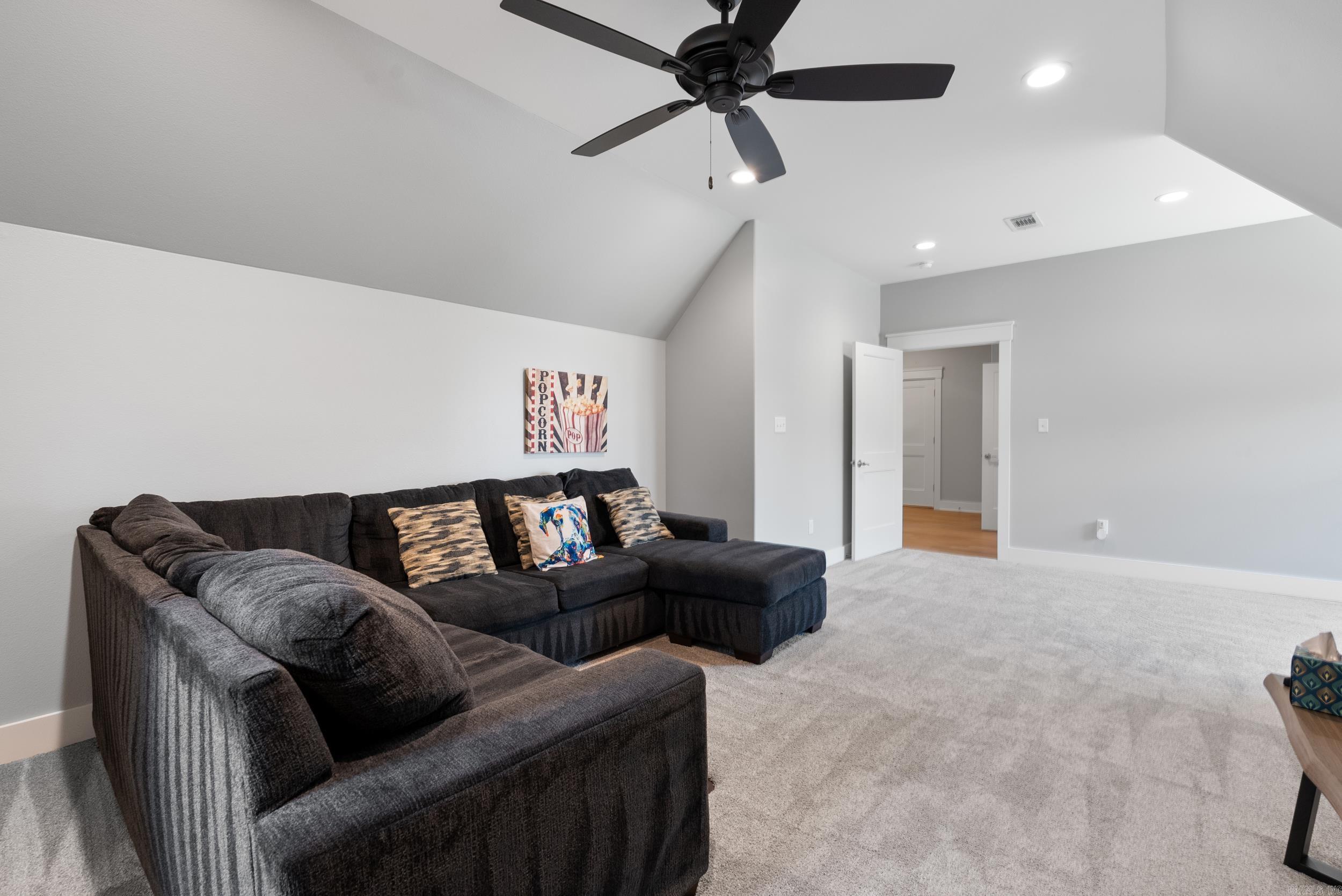 WEATHERSTONE - Residential