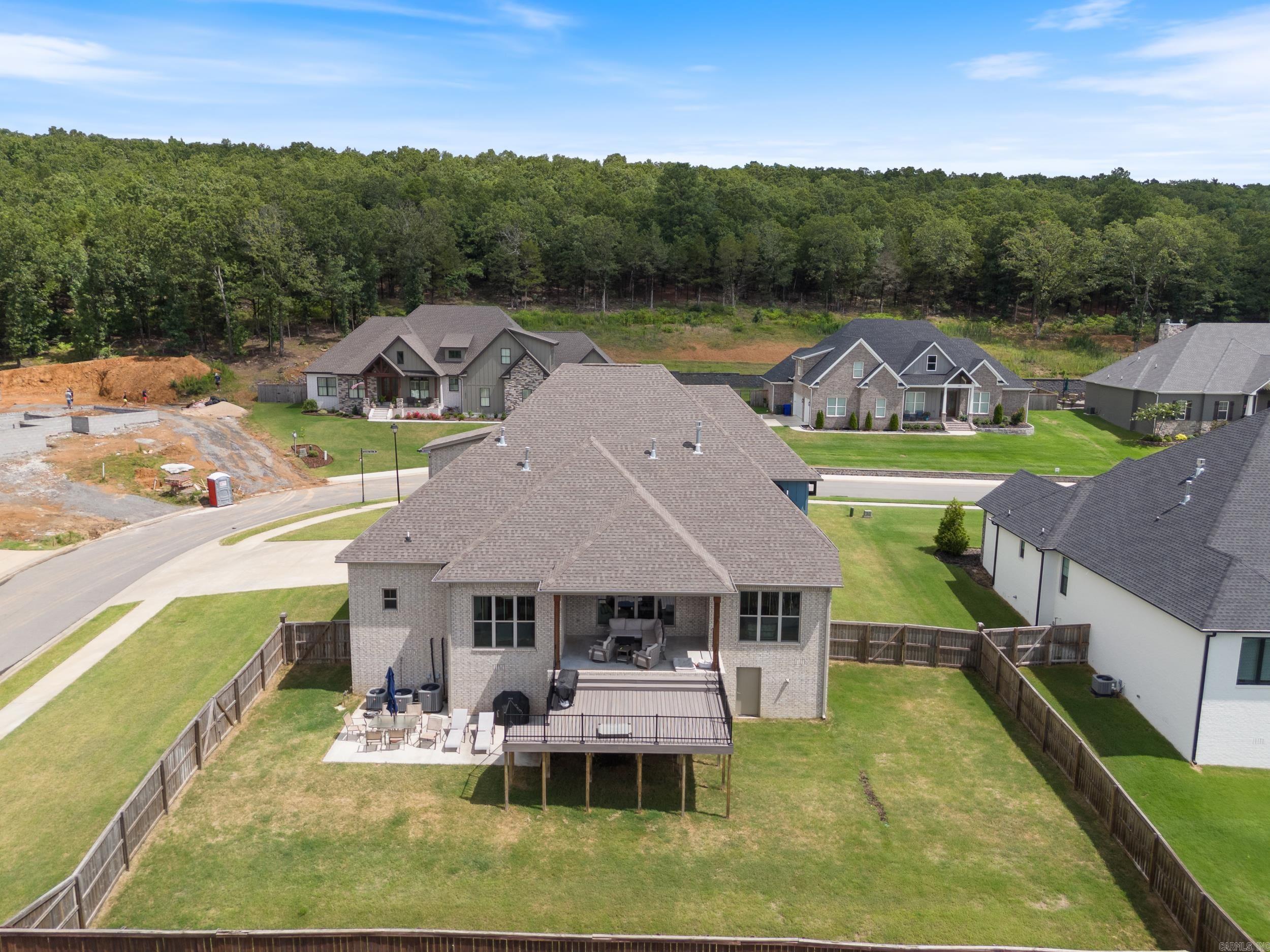 WEATHERSTONE - Residential