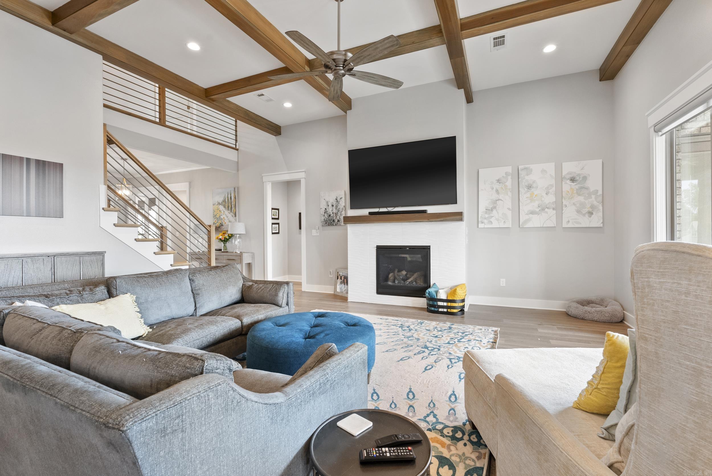 WEATHERSTONE - Residential
