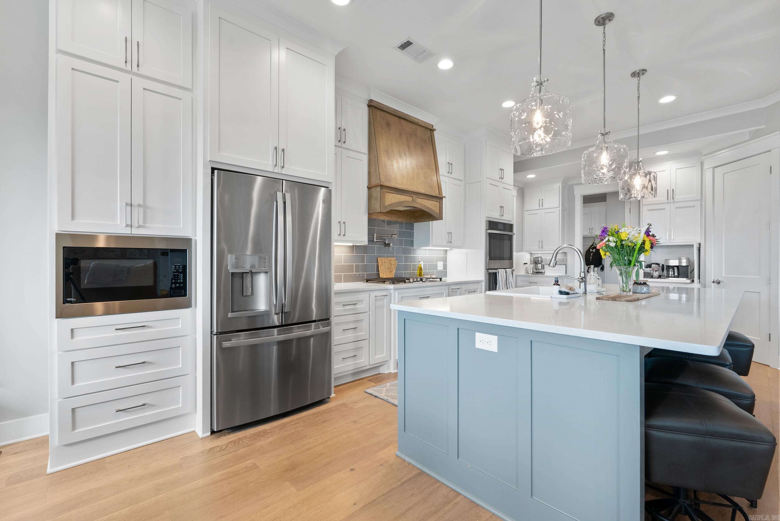 WEATHERSTONE - Residential