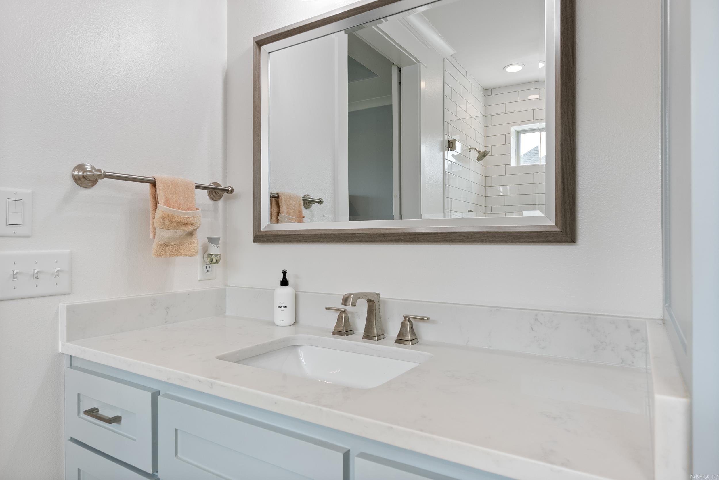 WEATHERSTONE - Residential