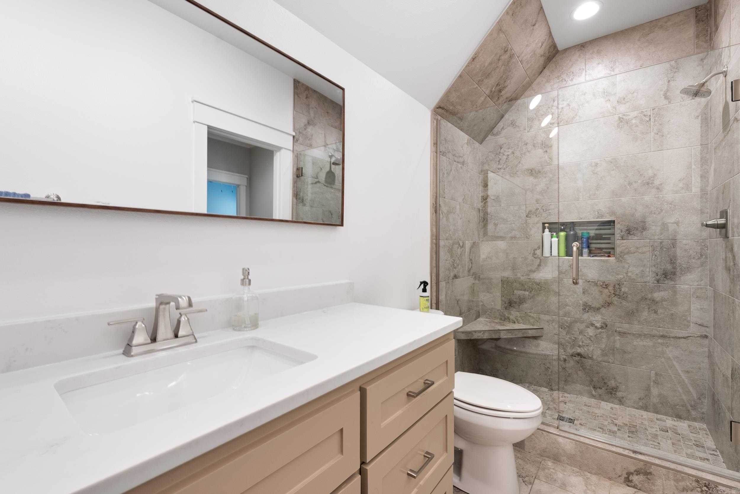 WEATHERSTONE - Residential