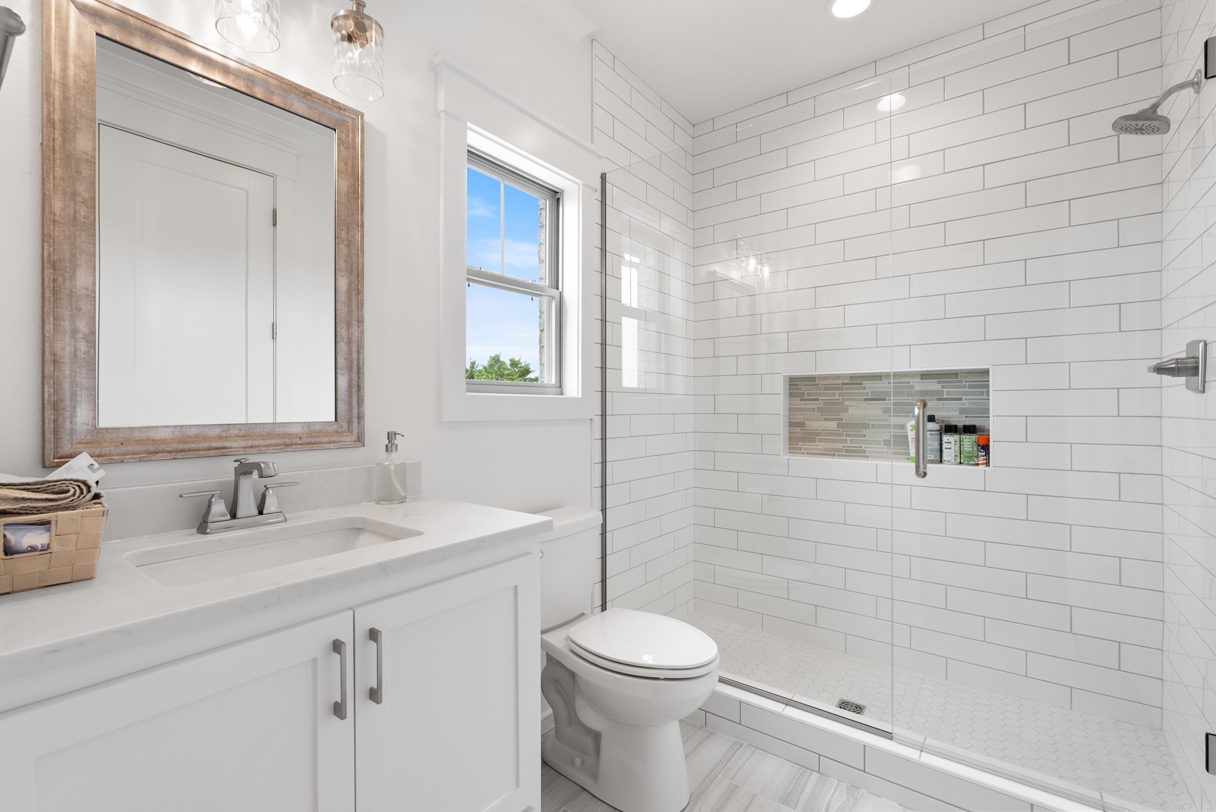 WEATHERSTONE - Residential