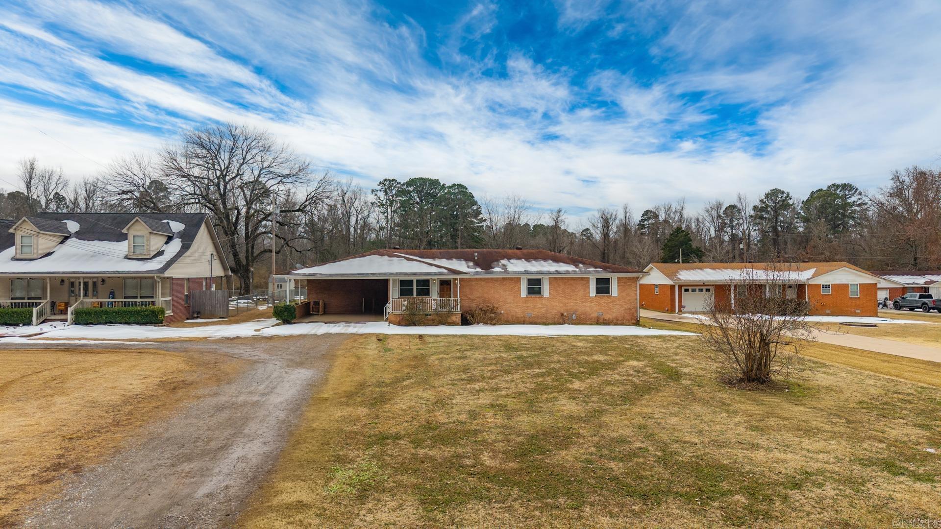BLUE HILL - Residential