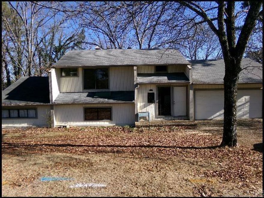 *LITTLE ROCK* UNIQUE HOME IN WALTON HEIGHTS SUBDIVISION!! This 3 Bedroom And 2 Bath Home Features Almost 1700 Square Feet Of Living Space! Eat-In Kitchen With Electric Stove, Dishwasher and Refrigerator Included! Split Floor Plan With Carpet, Vinyl And Tile Flooring Throughout! Washer And Dryer Are Provided As-Is! Fenced Backyard! 2-Car Garage For Parking! Fireplace Is For Decorative Purposes Only And Not Intended For Tenant Use. PET FRIENDLY!! AVAILABLE MID MARCH 2026!!!