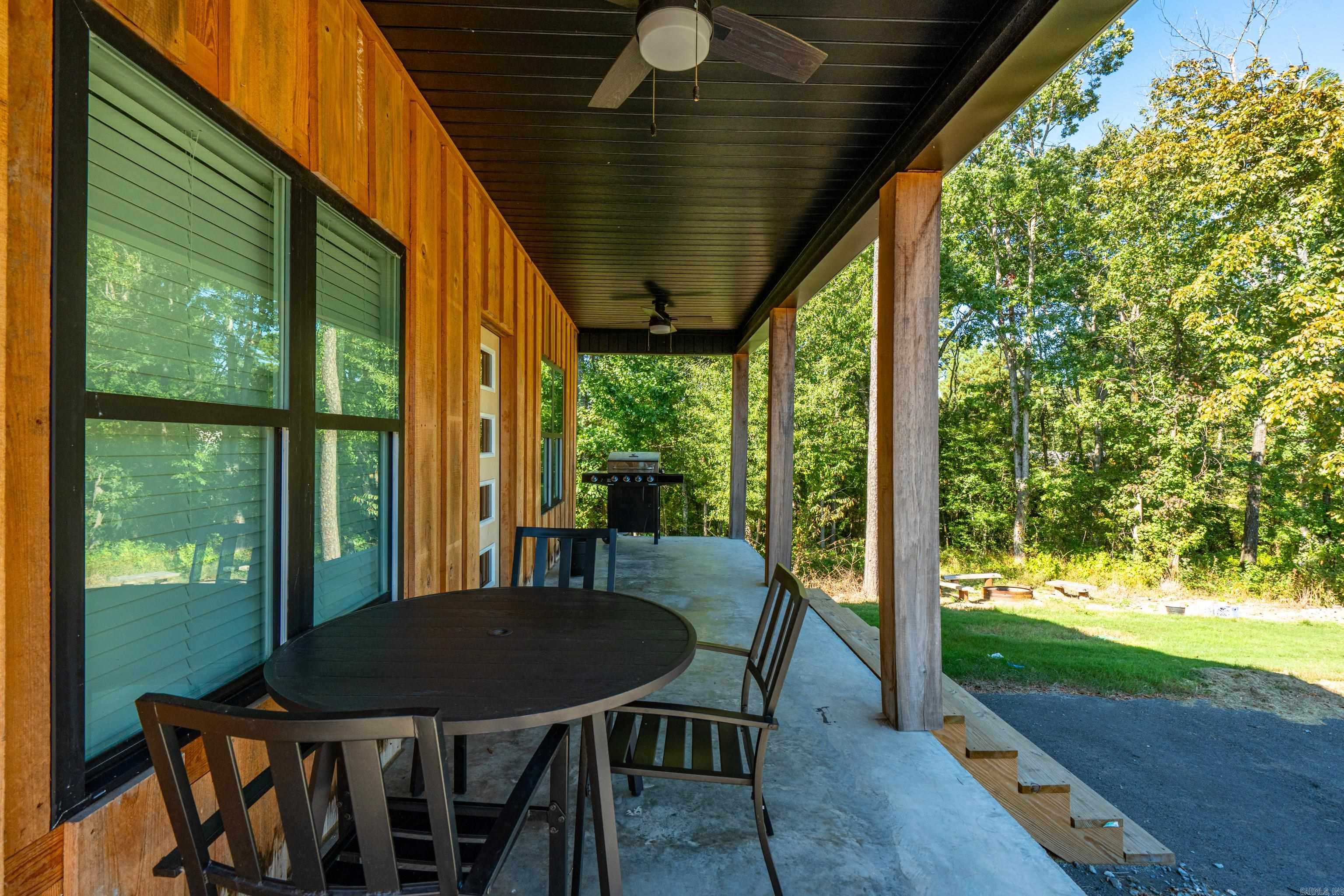 Metes & Bounds - Residential Income