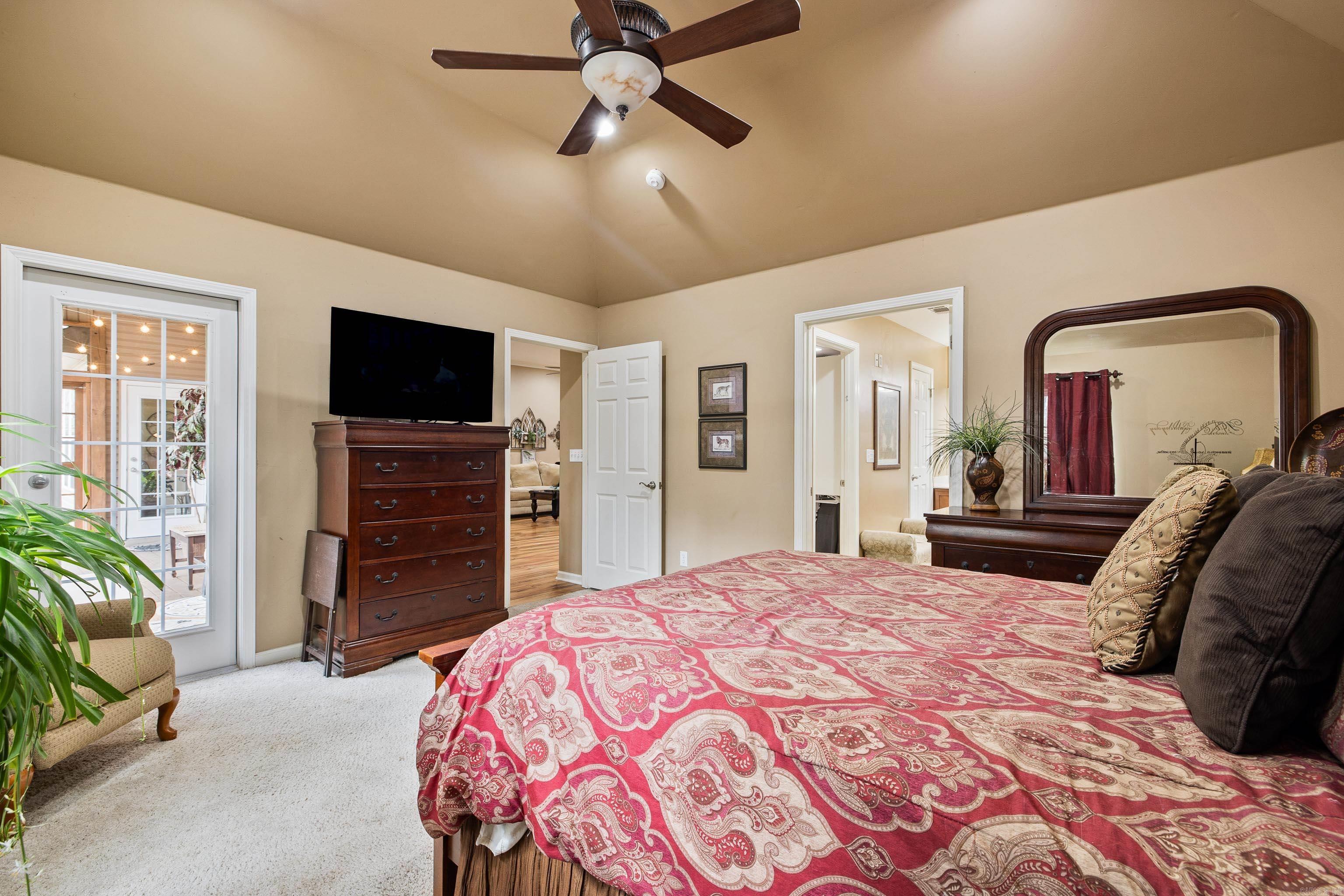 HOBBY TRAIL - Residential