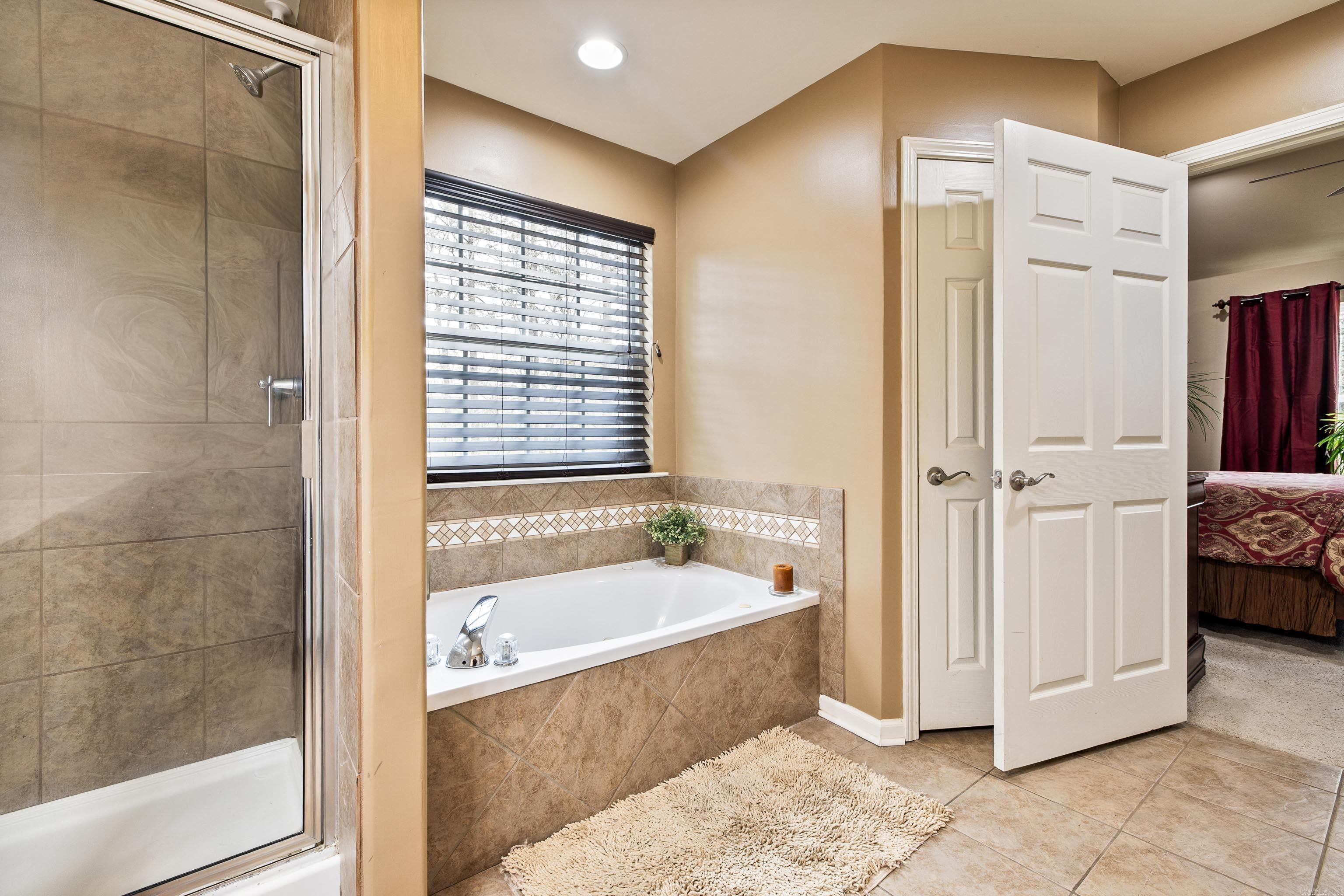 HOBBY TRAIL - Residential