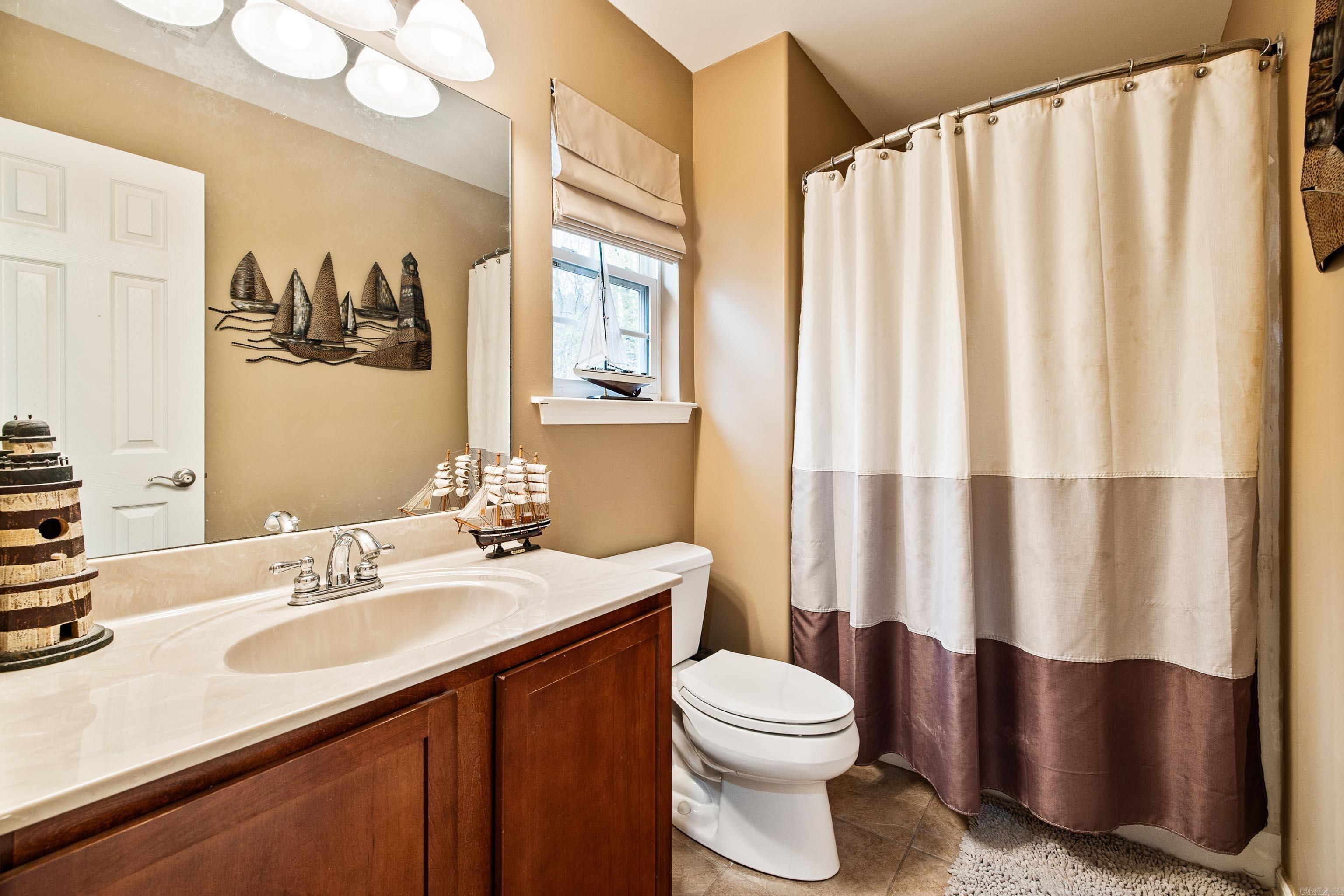 HOBBY TRAIL - Residential