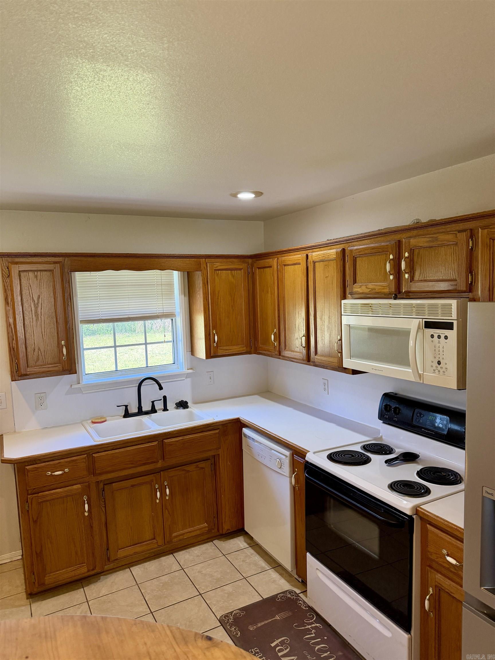 LAKEWOOD - Residential